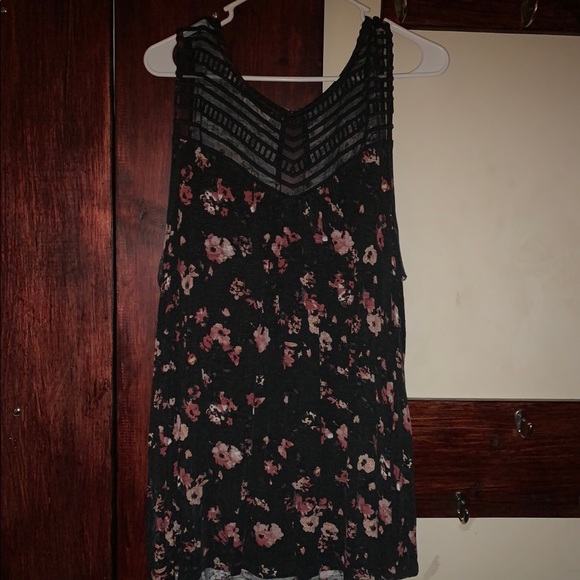 Maurices Floral Tank - Picture 2 of 3